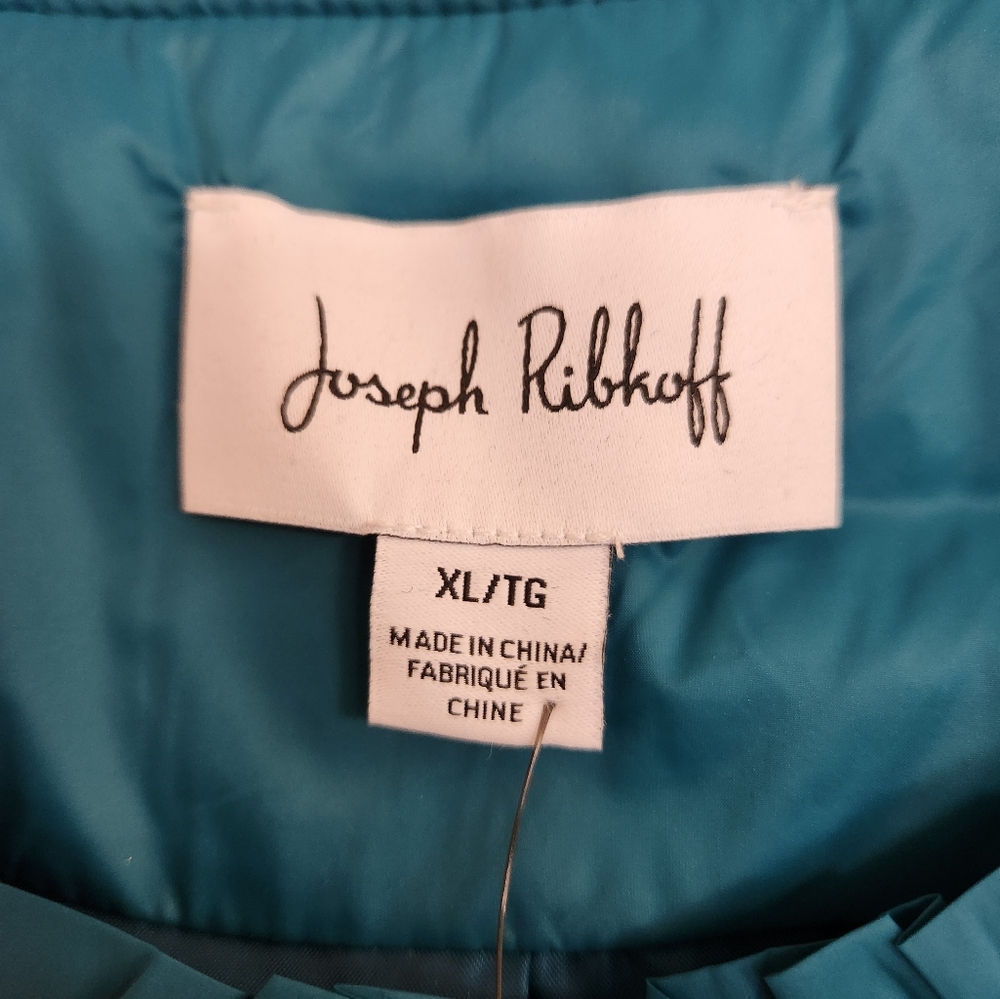 Joseph Ribkoff Thin Puffer Jacket | Lightweight Quilted Designer Coat (C1) - Picture 4 of 10